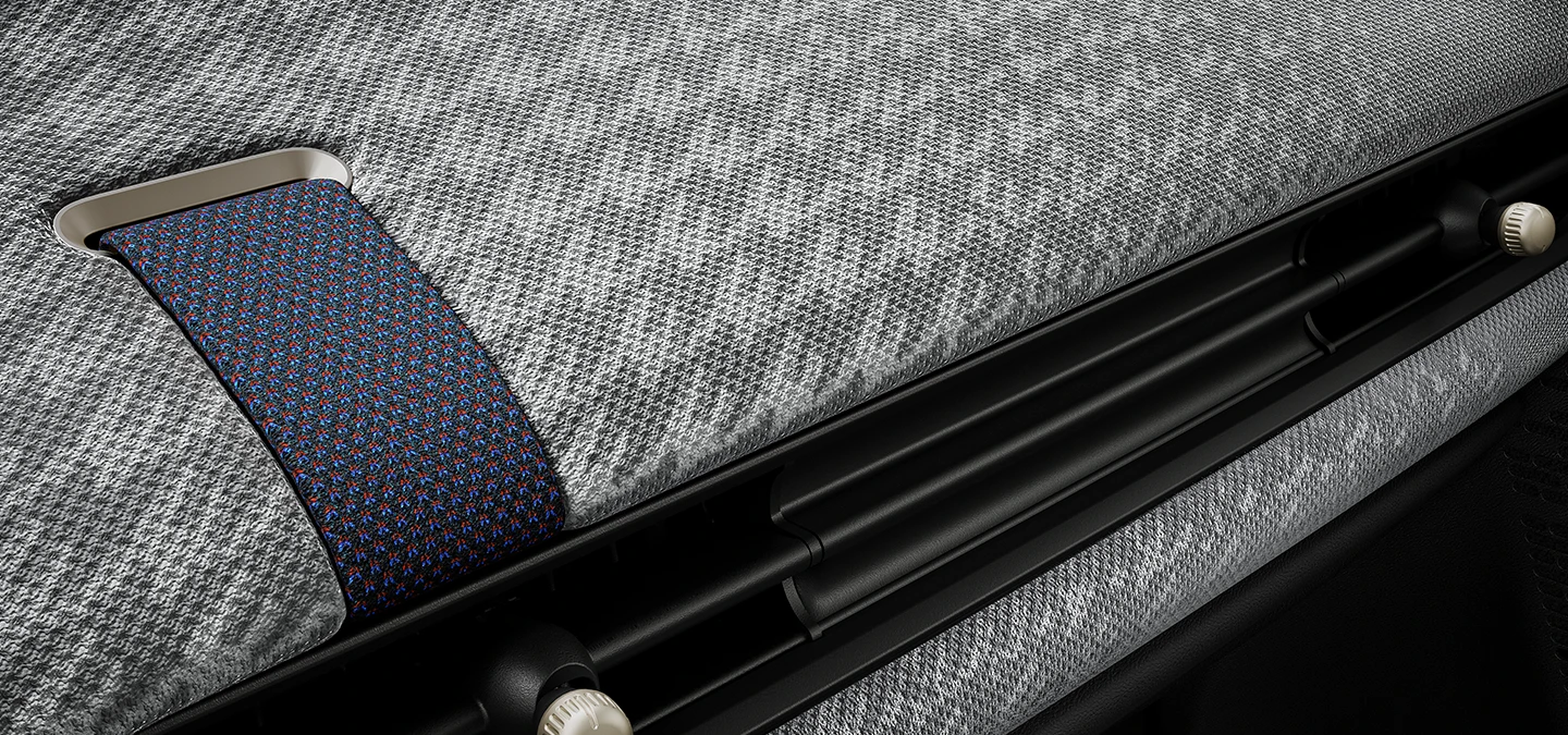 Detaljan prikaz 2D pletene ploče unutar MINI Cooper modela.