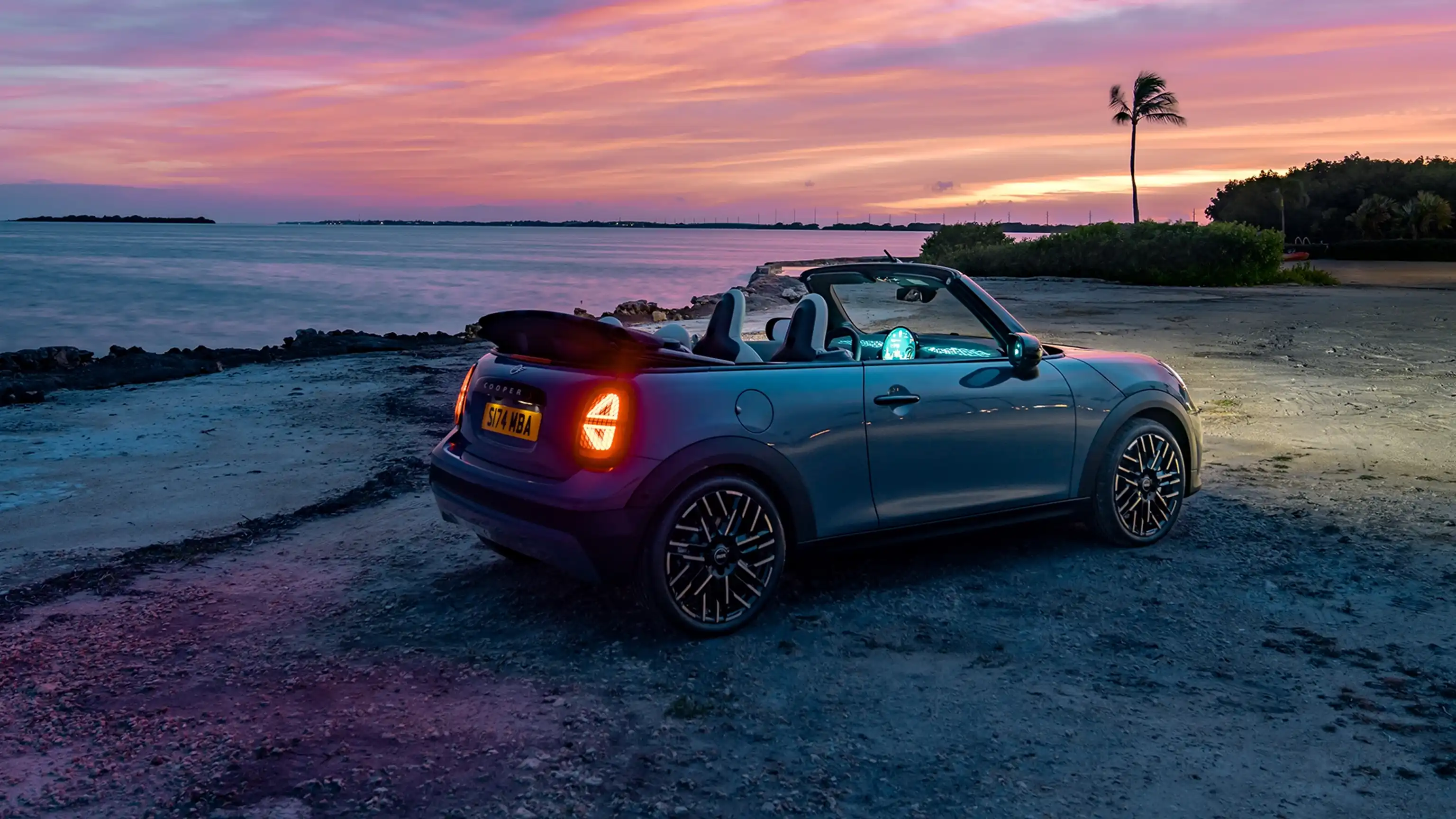 MINI Cooper Convertible – pregled – stražnji pogled