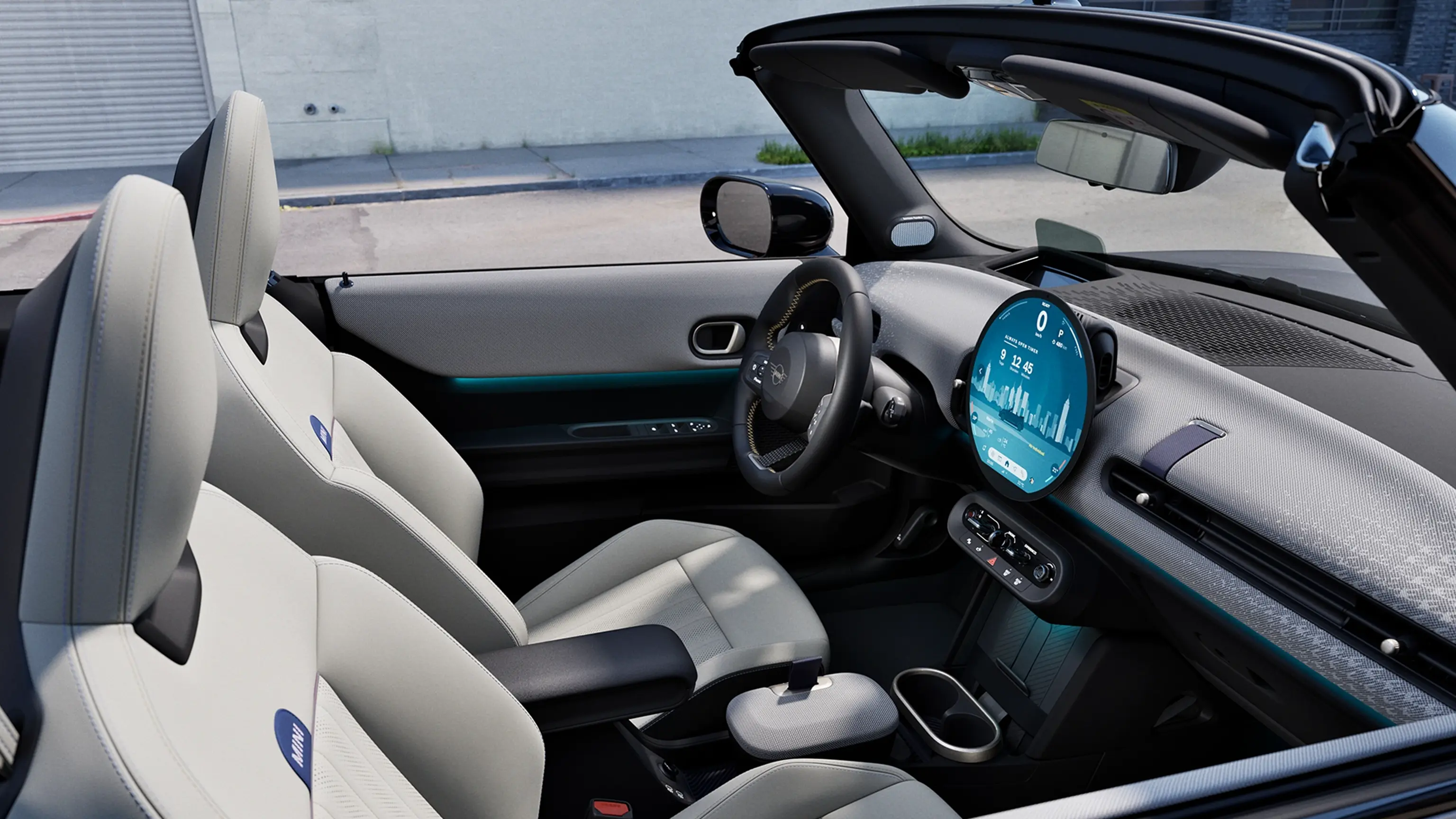 MINI Cooper Convertible - interijer - uvodni video