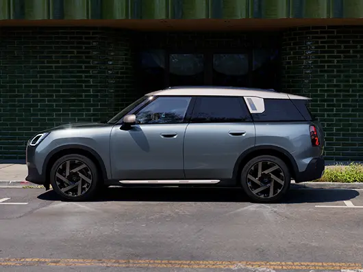 MINI Countryman - pogled sa strane