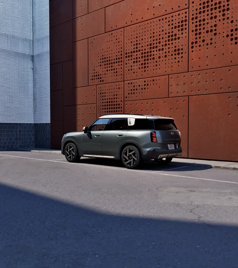 MINI Countryman - stage - pogled sa strane
