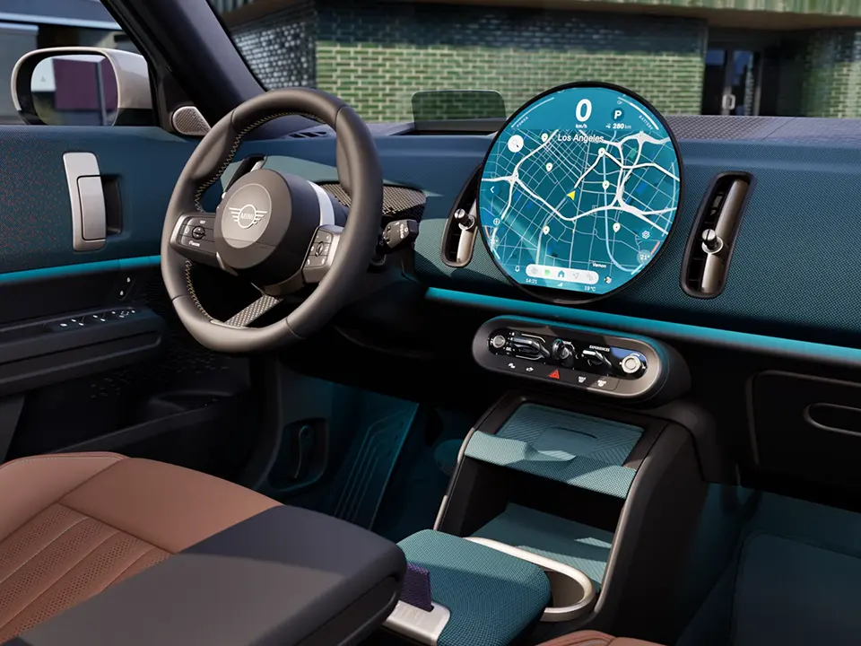 MINI Countryman - interijer - upravljačka ploča s oled središnjim zaslonom s instrumentima