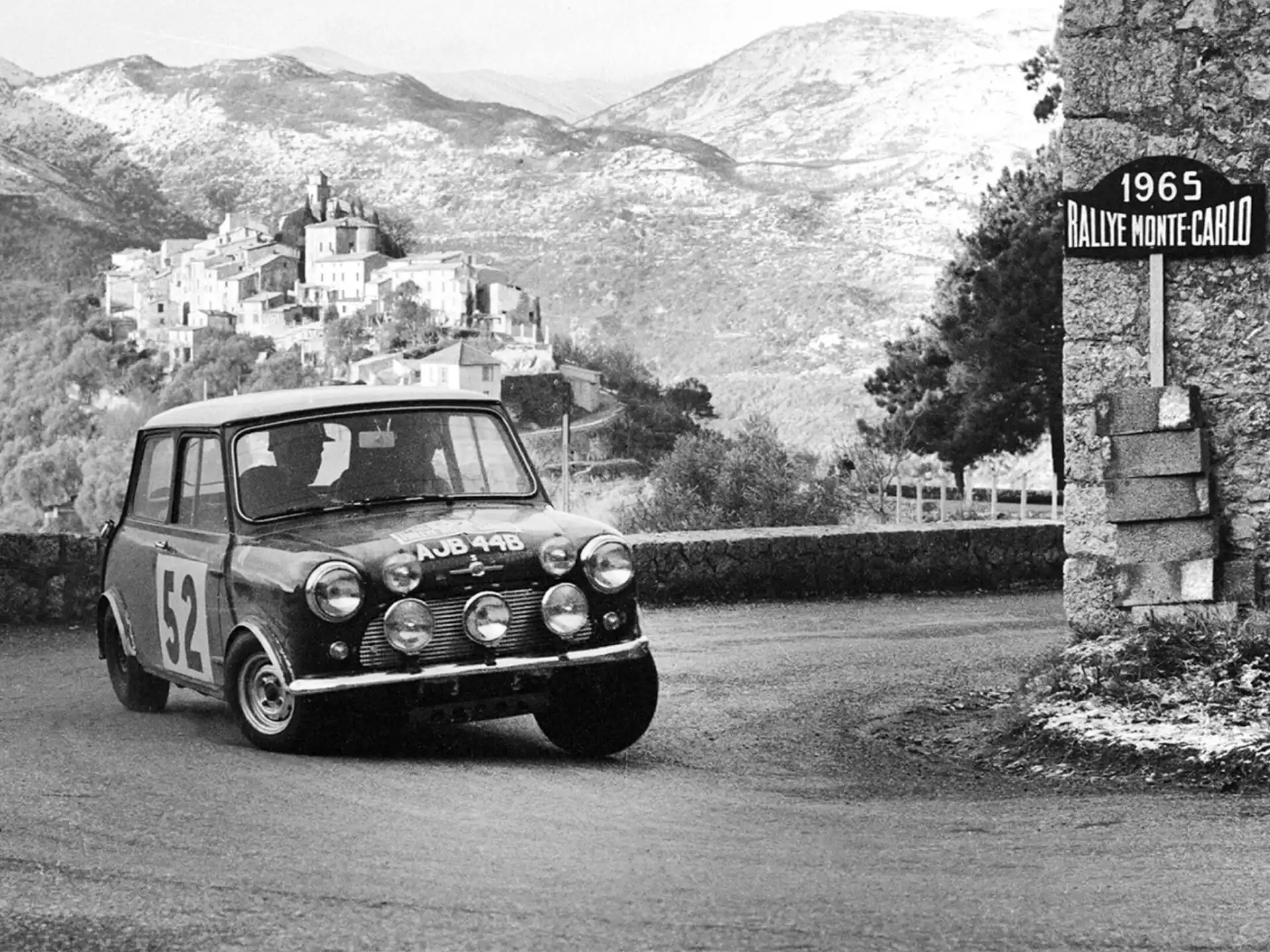 MINI John Cooper Works - Mini na utrci
