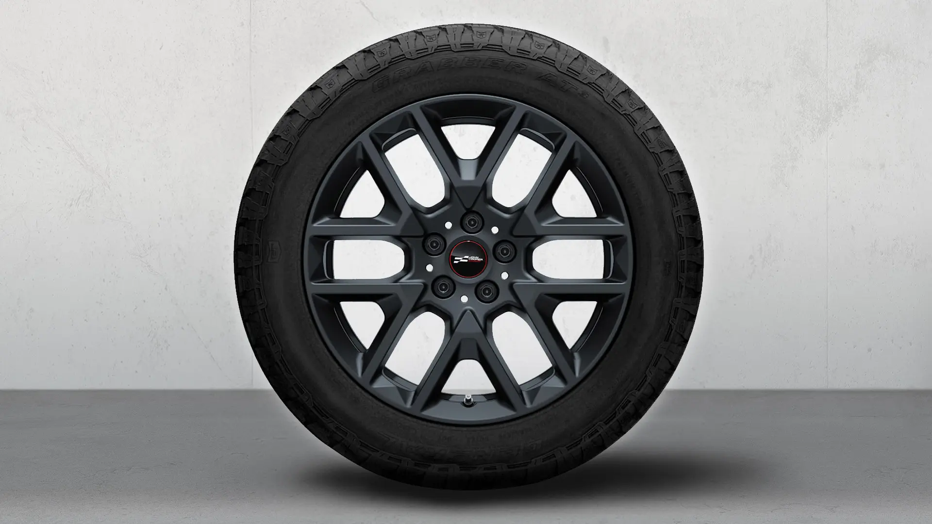 18" JCW Y-Spoke 945 lijevani aluminijski naplatak u boji Frozen Midnight Grey. 