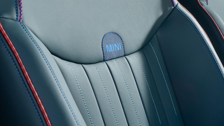 Potpuno električni MINI Aceman - interijer - galerija - sjedala stil 1