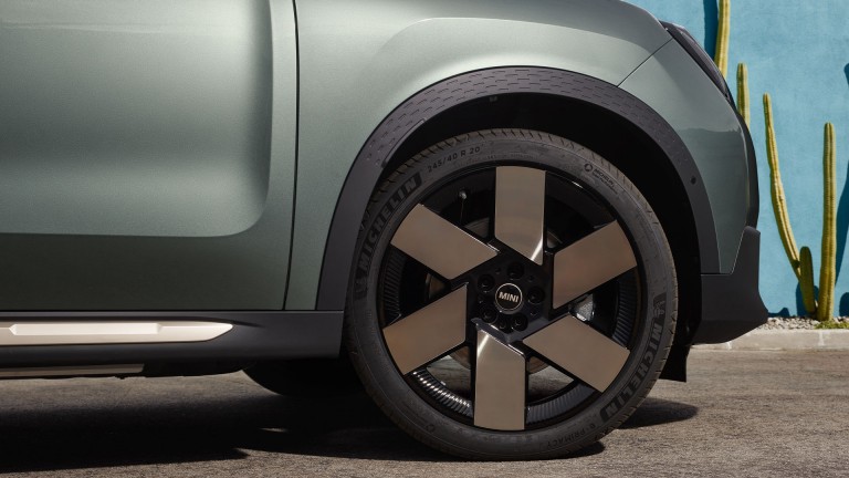 Potpuno električni MINI Countryman - eksterijer - galerija - 04